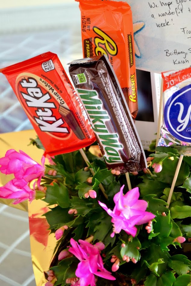Simple Tutorial Chocolate Bouquet . BouquetChocolate KitKat . How