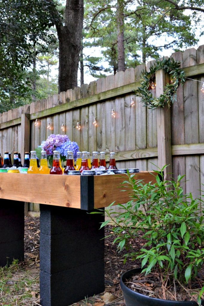 Backyard Entertaining + Outdoor Drink Station Idea