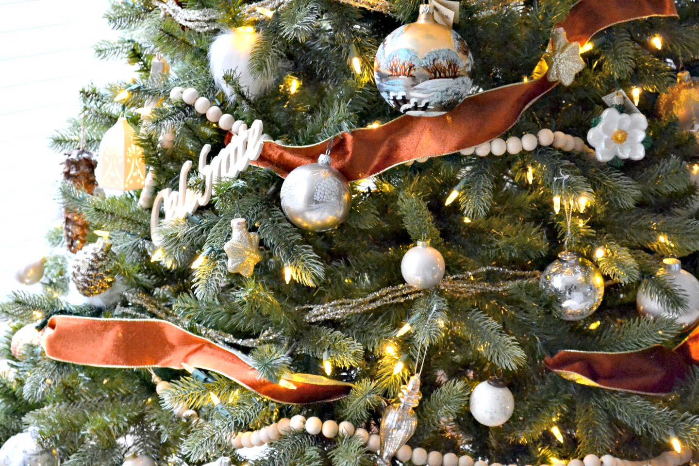 Brown Christmas Tree Ribbon