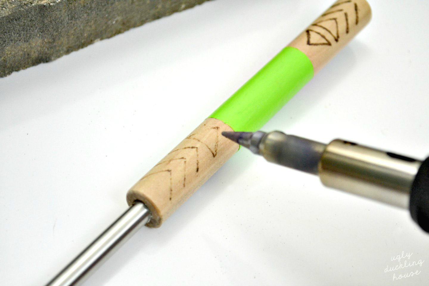 Wood Burning Tool vs Soldering Iron - Are They The Same? - Home DIY Fun