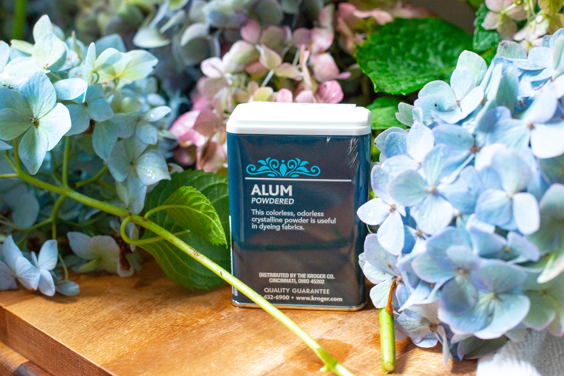 Alum Powder Can Help Keep Your Cut Hydrangeas Fresh For Weeks