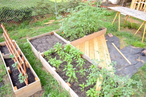 Mini Garden Deck | Scrap Deck Boards Made Useful • Ugly Duckling House