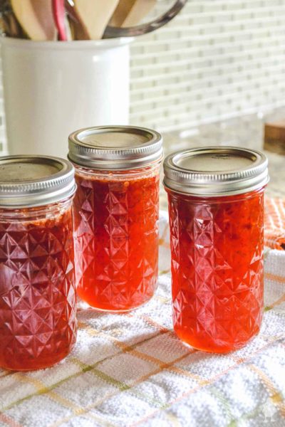 Mom's Quick and Easy Hot Pepper Jelly • Ugly Duckling House