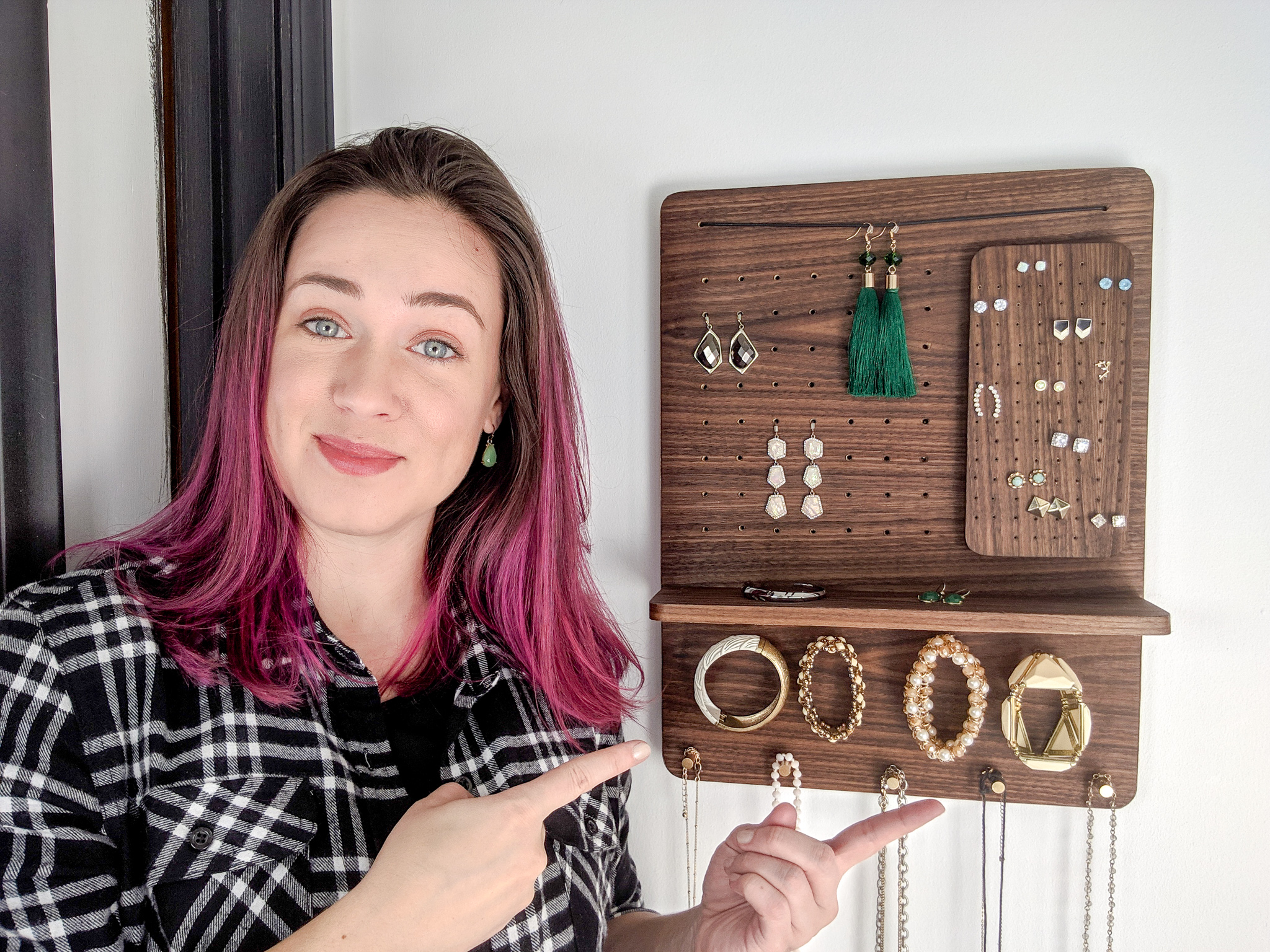 DIY Jewelry Organizer  Free Plans • Ugly Duckling House