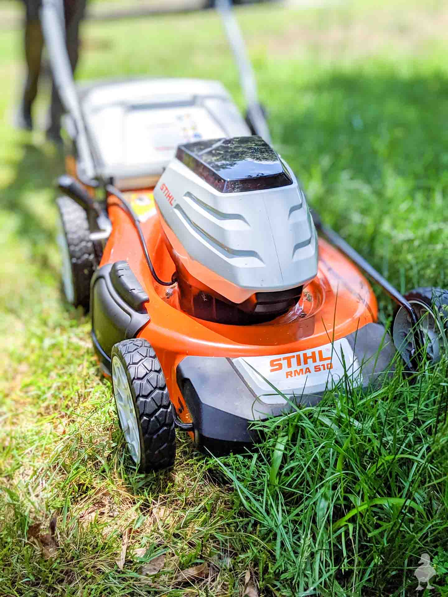 Cortador de grama a bateria STIHL