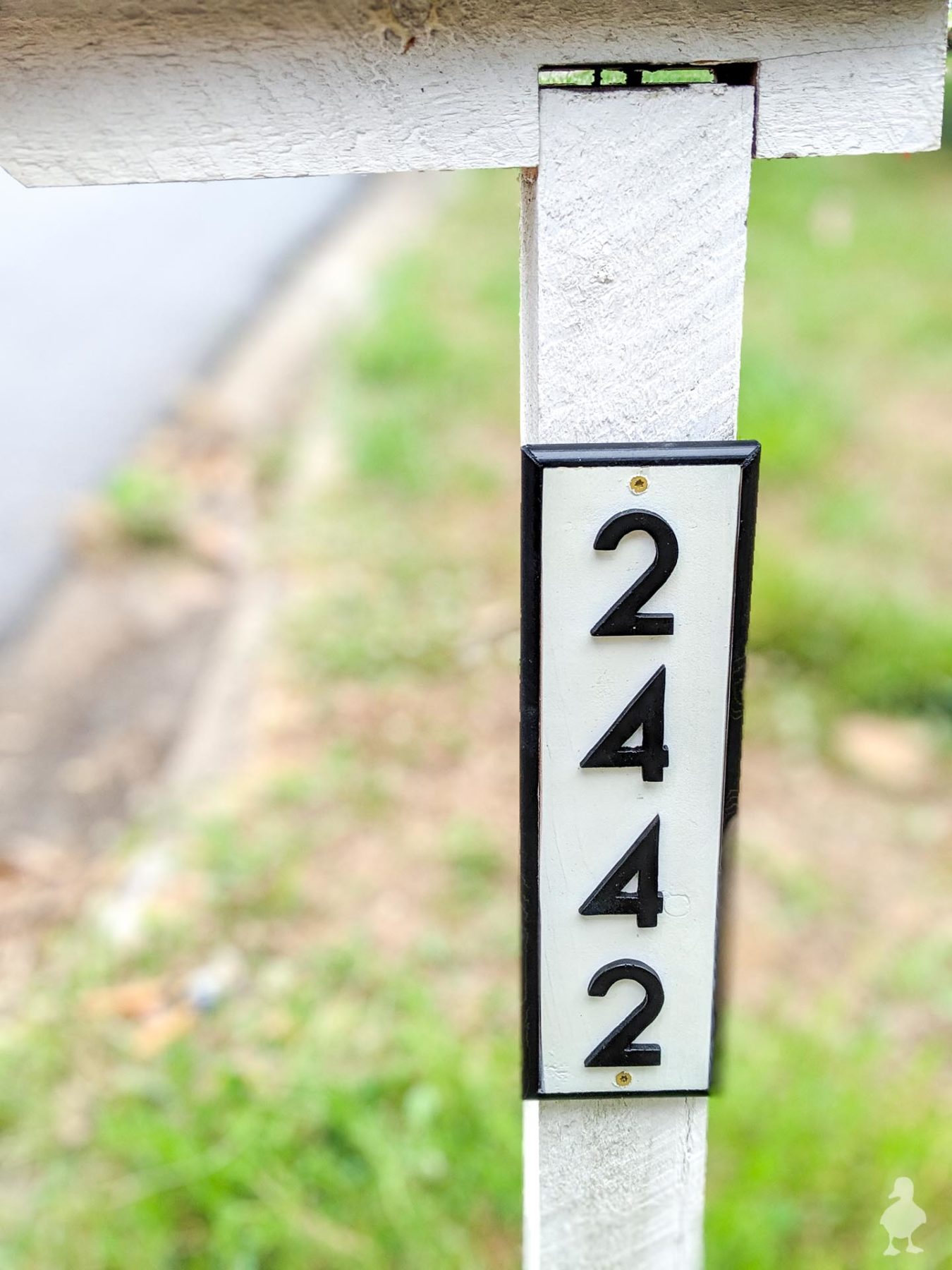 Diy House Numbers Sign For The Mailbox Ugly Duckling House