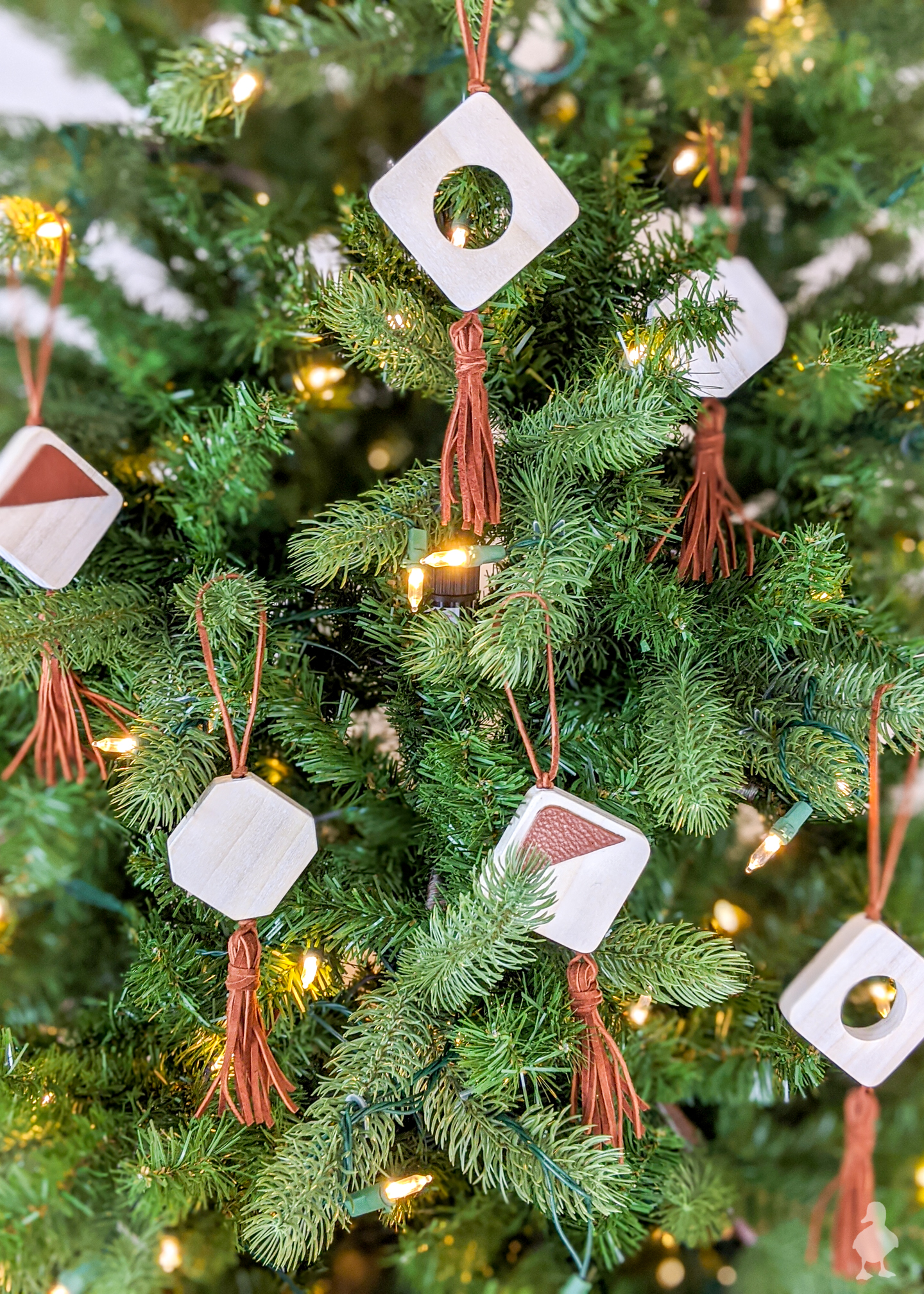 DIY Wooden Ornament - Craft Warehouse