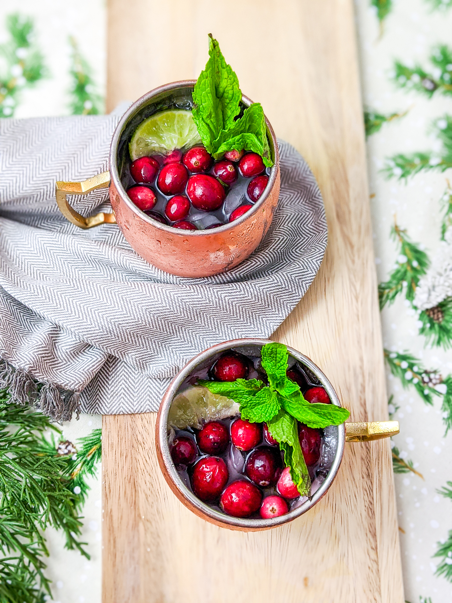 sparkling cranberry mule with spiced simple syrup