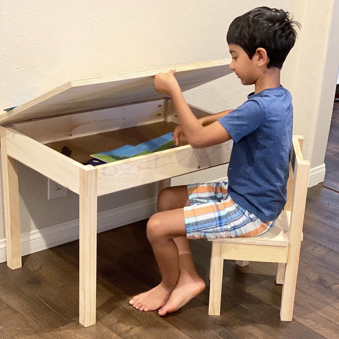 12 Easy Desk Builds for Distance Learning • Ugly Duckling House